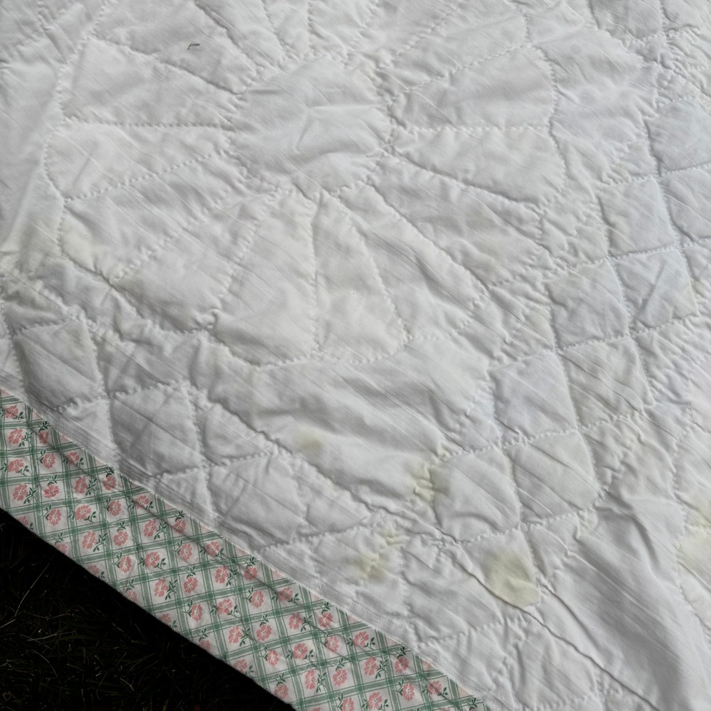 Antique Dresden Plate Hand Sewn Quilt Vintage Floral Pink Yellow Green 101x83 - Picture 13 of 13
